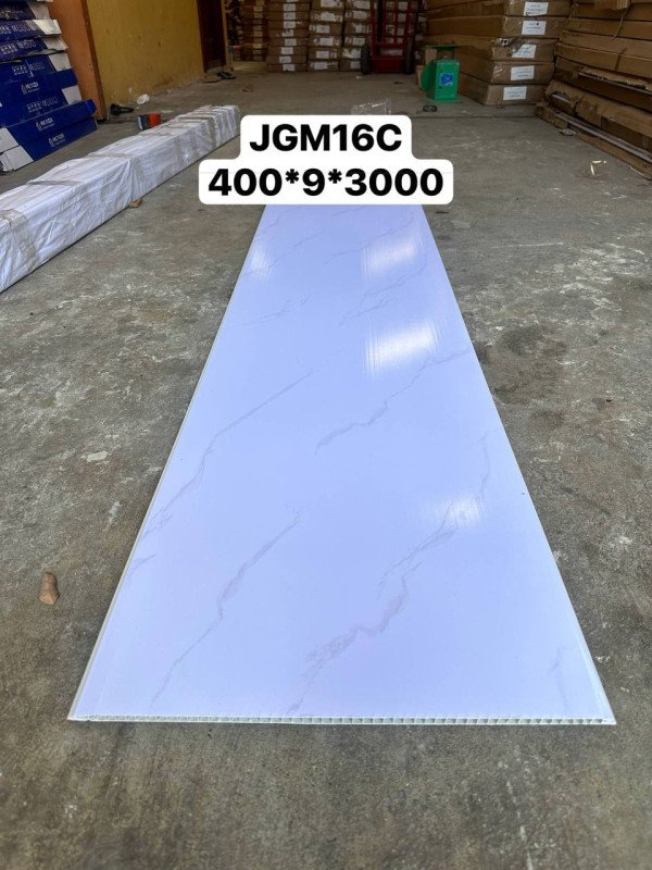 PVC លាត